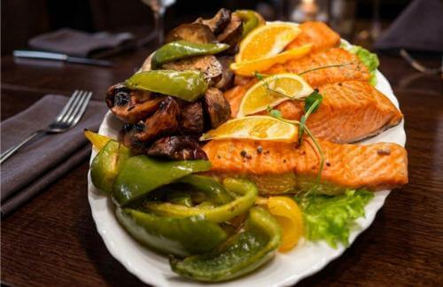 Все меню со скидкой 20% при заказе блюд навынос в ресторане "Модерн" в Могилеве